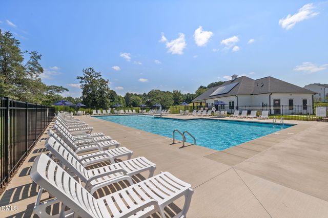 $424,990 | 2819 Farmhouse Drive, Apex, NC 27502