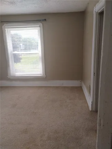 $950 | 1018 Hall Street, Elmira, NY 14901