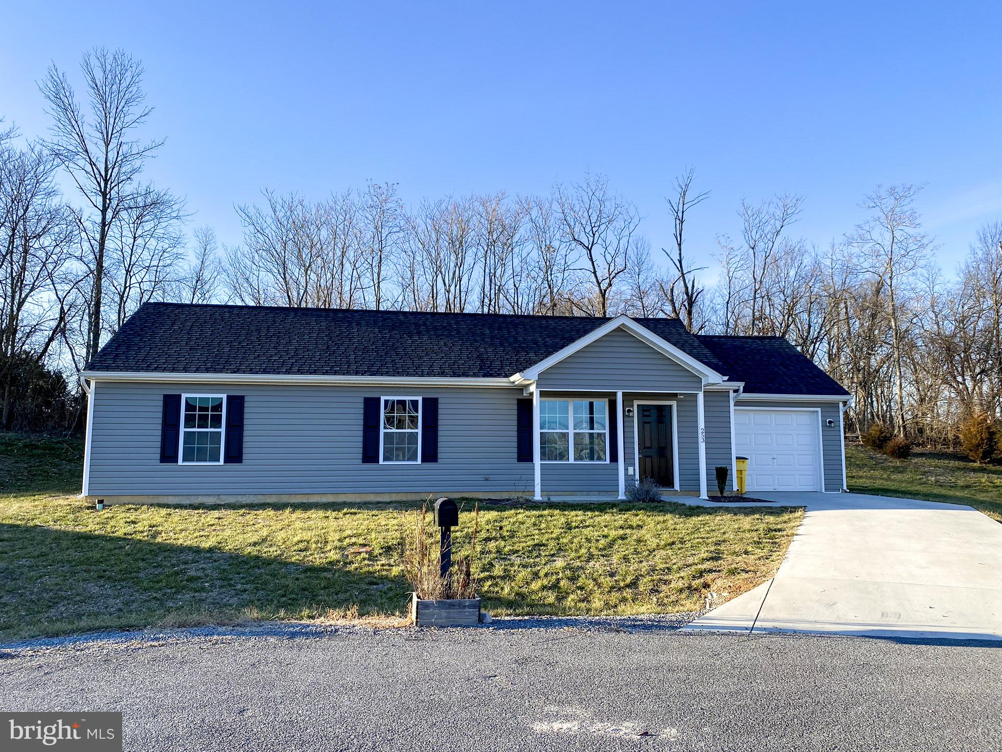 253 Gibson Road Inwood, WV 25428 - Photo 3 of 29 Gallery Image 3