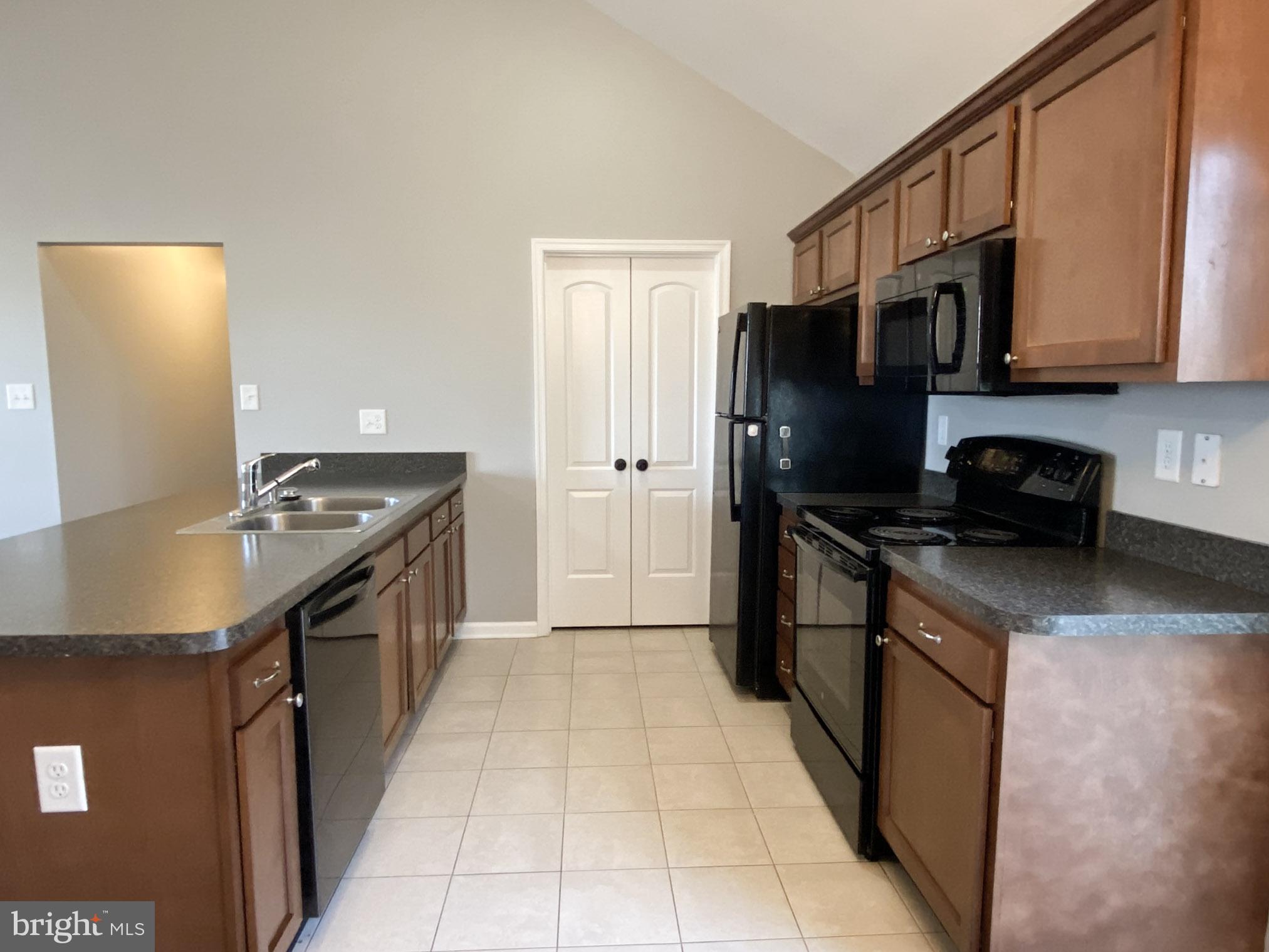 253 Gibson Road Inwood, WV 25428 - Photo 8 of 29 Gallery Image 8