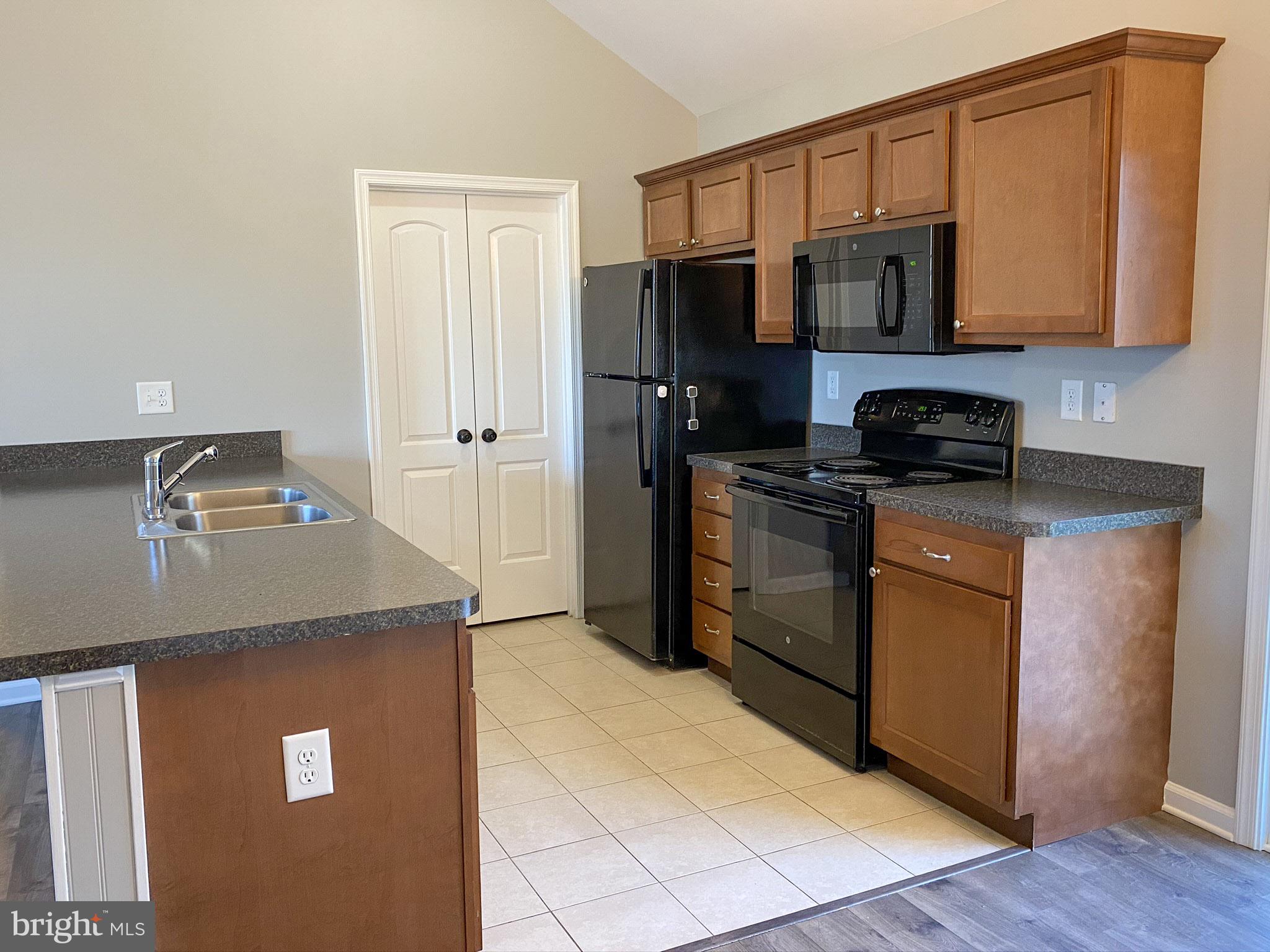 253 Gibson Road Inwood, WV 25428 - Photo 10 of 29 Gallery Image 10