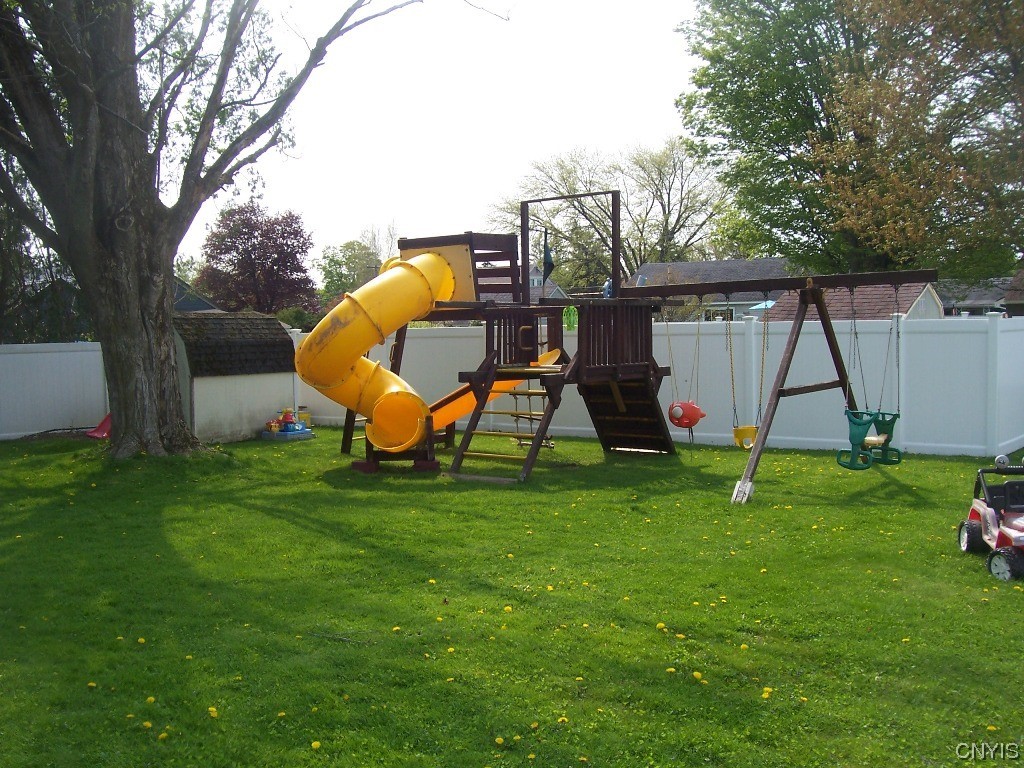 1705 North Madison Street Rome, NY 13440 - Photo 30 of 35