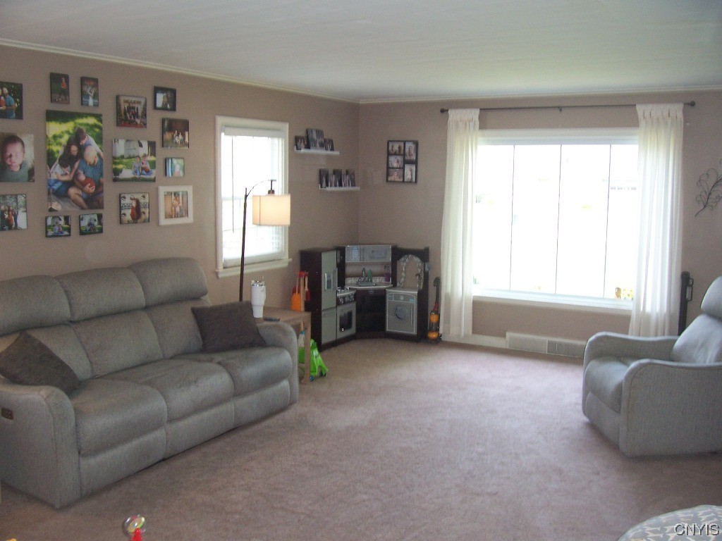 1705 North Madison Street Rome, NY 13440 - Photo 7 of 35