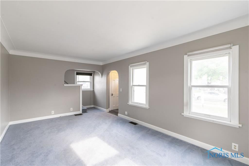 2536 Gracewood Road Toledo, OH 43613 - Photo 8 of 41 Gallery Image 8