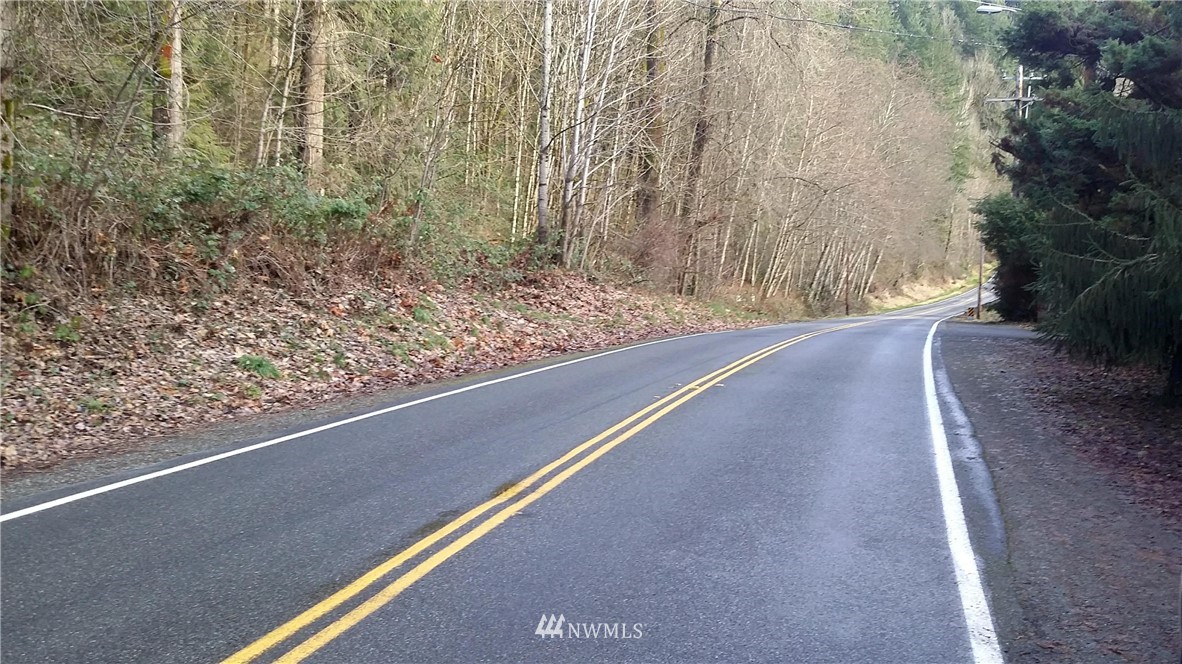 19-xxx Southeast Jones Road Renton, WA 98058 - Photo 10 of 11