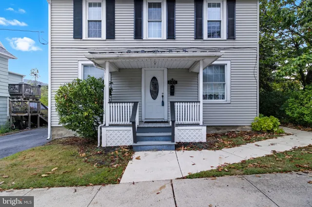 a front view of a house