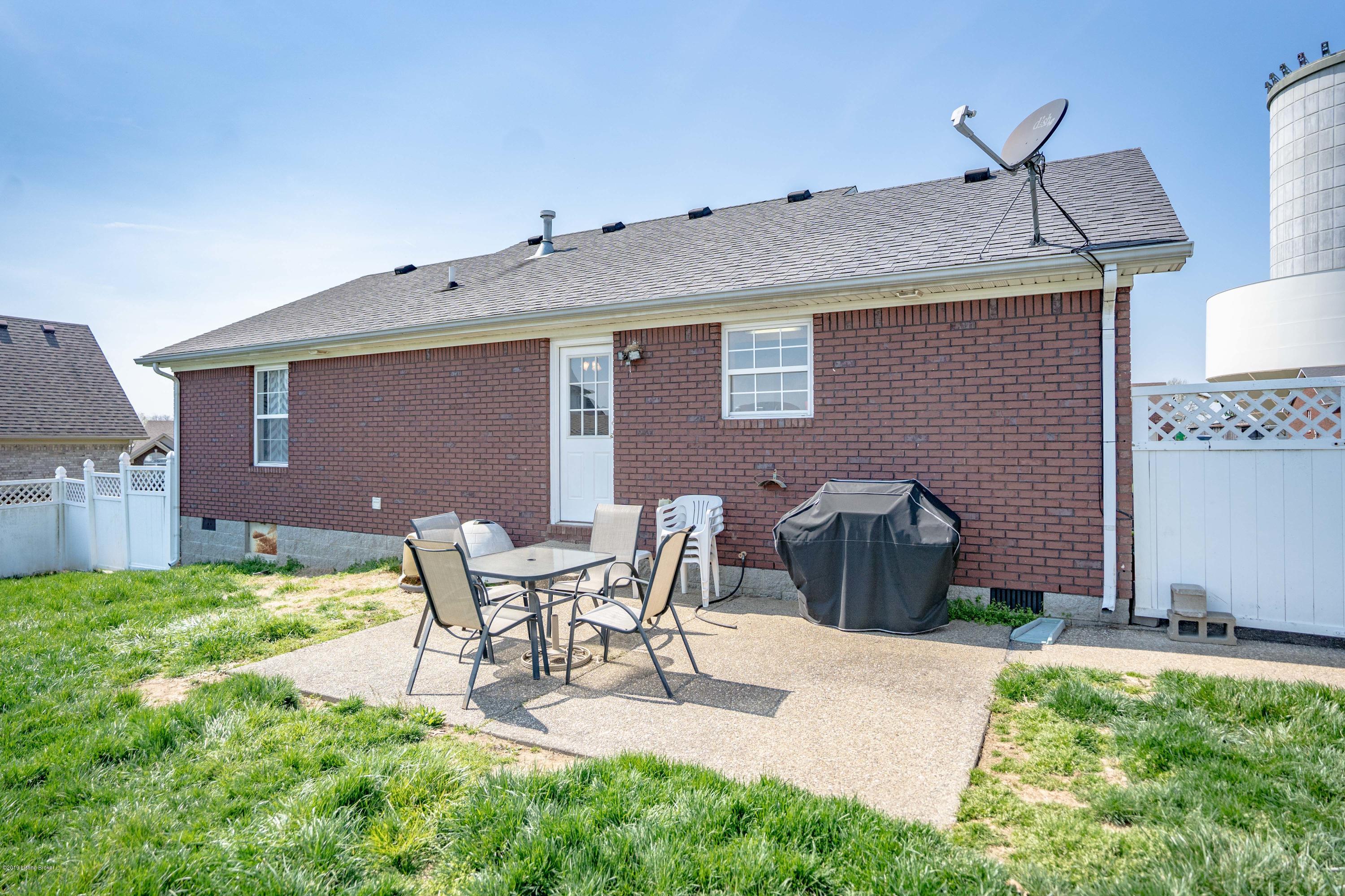 614 Forest Ridge Drive Mount Washington, KY 40047 - Photo 29 of 39 DSC00249