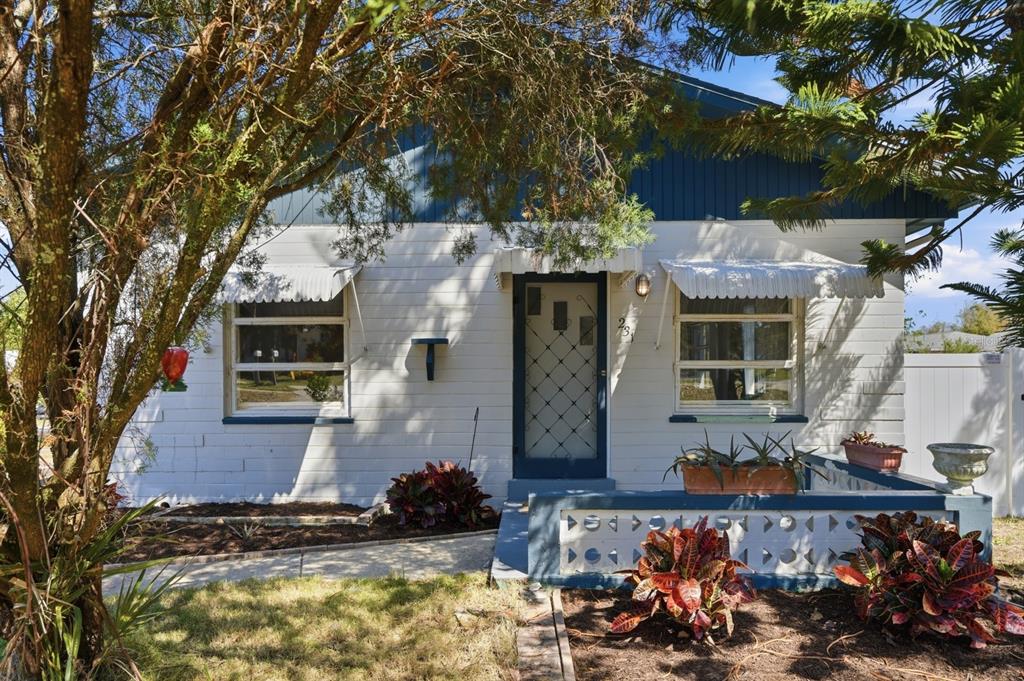231 North Ridgewood Avenue Ormond Beach, FL 32174 - Photo 3 of 52 a view of outdoor space and yard