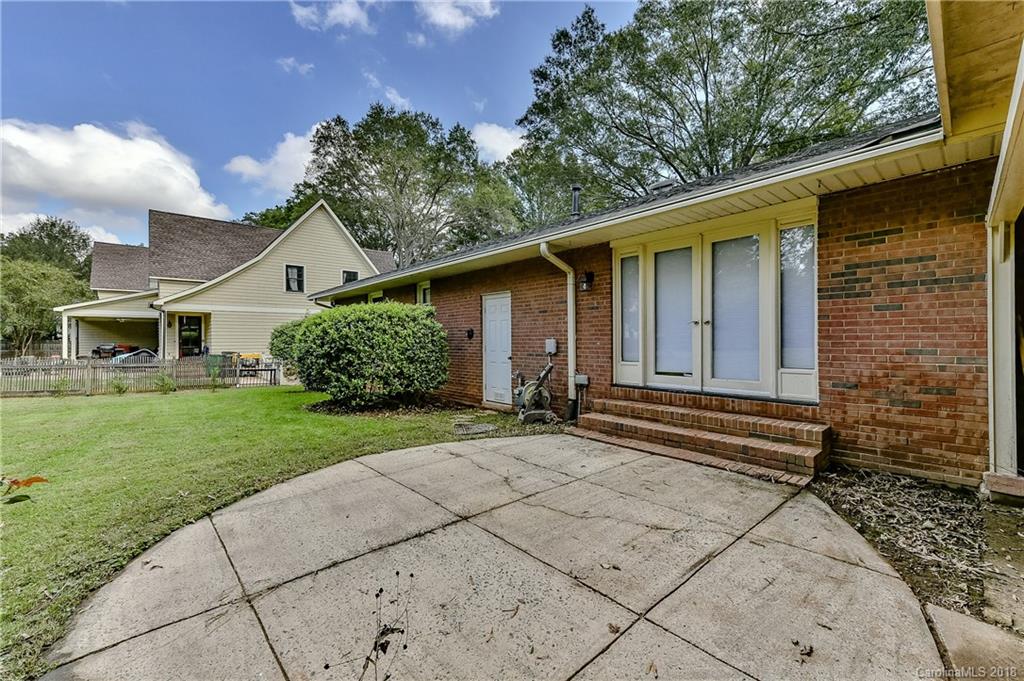 400 Lansdowne Road Charlotte, NC 28270 - Photo 23 of 25 Gallery Image 23