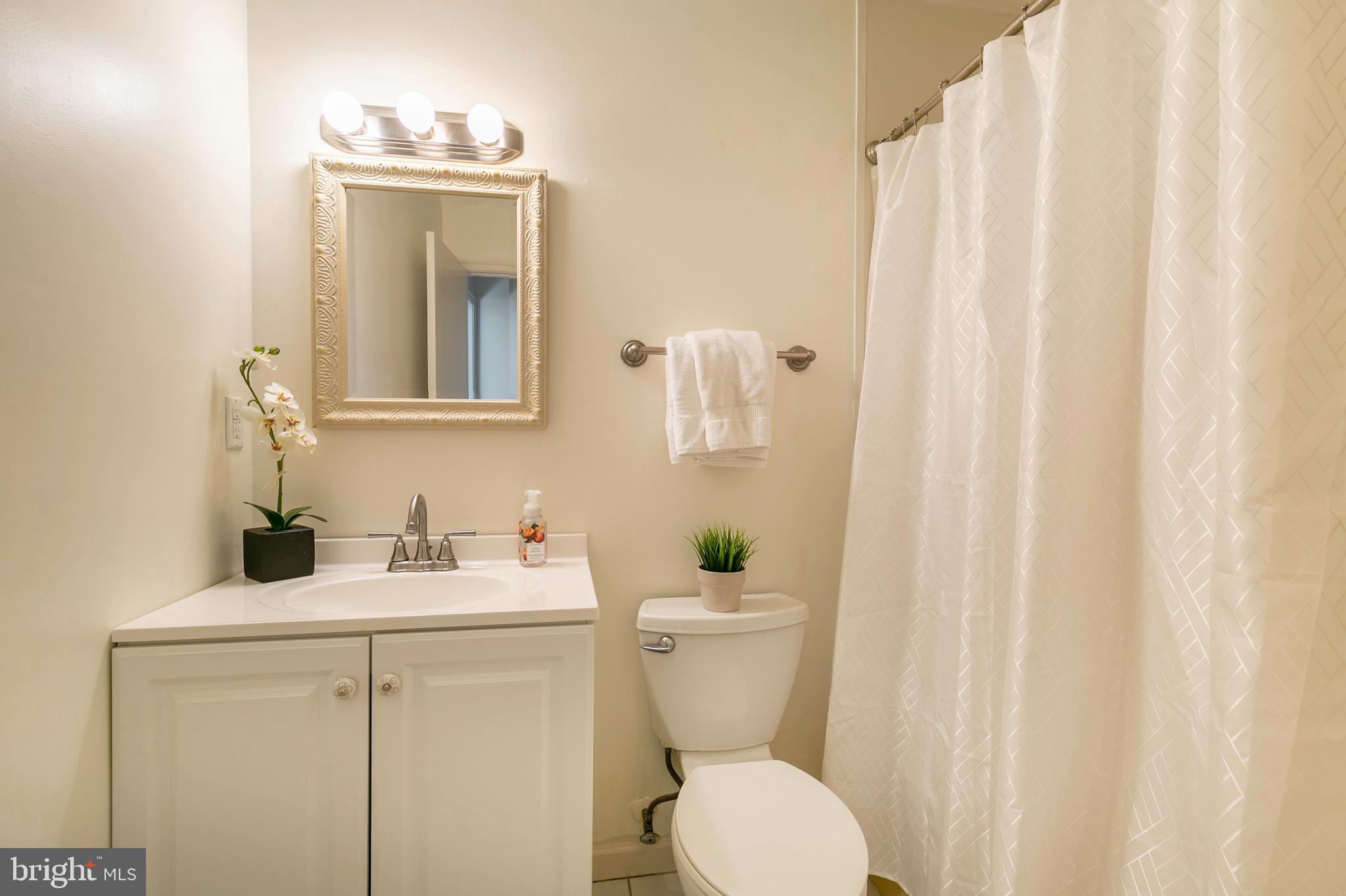 108 Rutledge Road Queenstown, MD 21658 - Photo 29 of 37 Full Bath for Bedroom 2 & 3