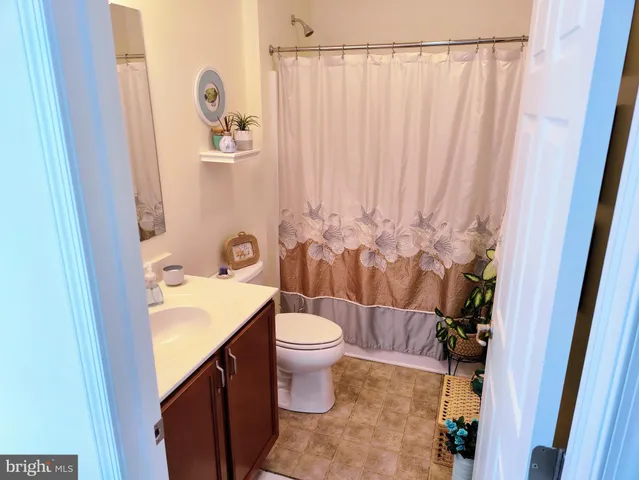 $339,997 | 117 East Clarendon Drive, Smyrna, DE 19977