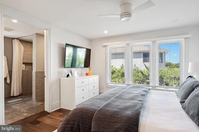 $6,499,000 | 11 South 3rd Street, Surf City, NJ 08008