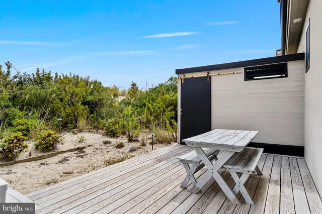 $6,499,000 | 11 South 3rd Street, Surf City, NJ 08008