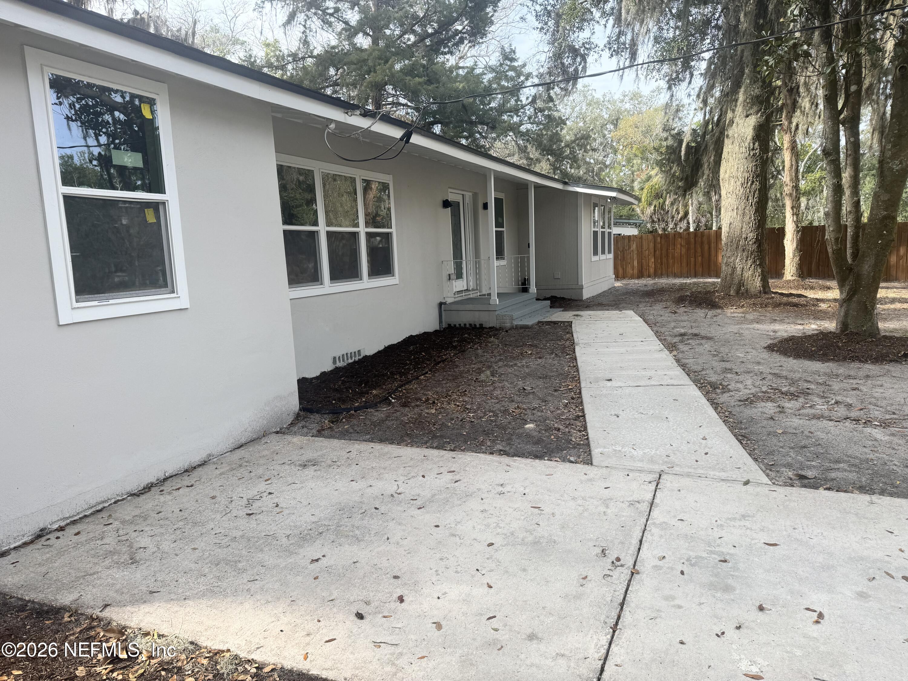 1718 Cornell Road Jacksonville, FL 32207 - Photo 5 of 35 Front Left