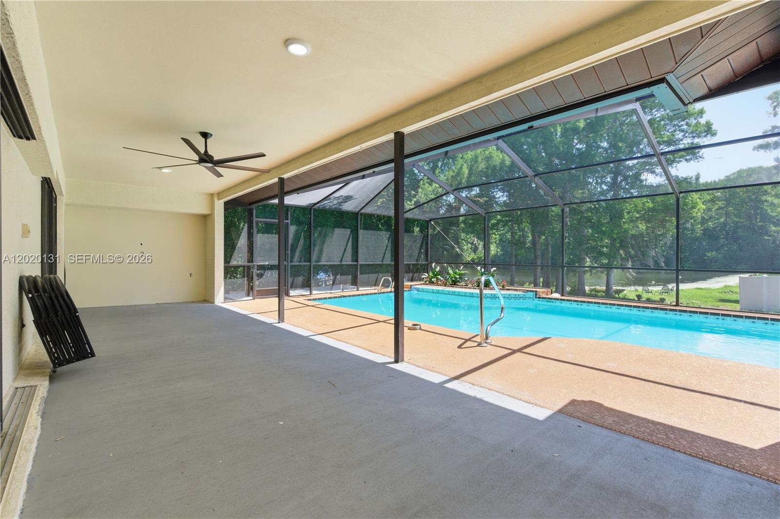 13408 Whitby Road Hudson, FL 34667 - Photo 20 of 30 a view of a room with gym equipment
