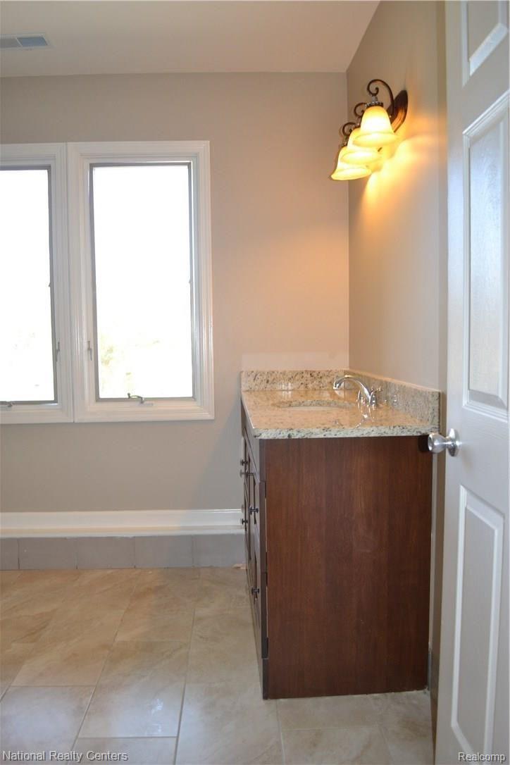 25354 Karr Road Belleville, MI 48111 - Photo 18 of 28 18.JPG