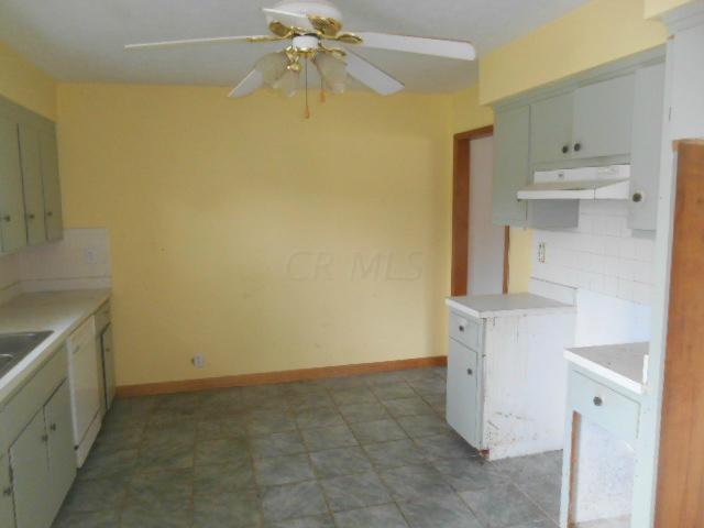 6045 Refugee Road Pickerington, OH 43147 - Photo 11 of 20