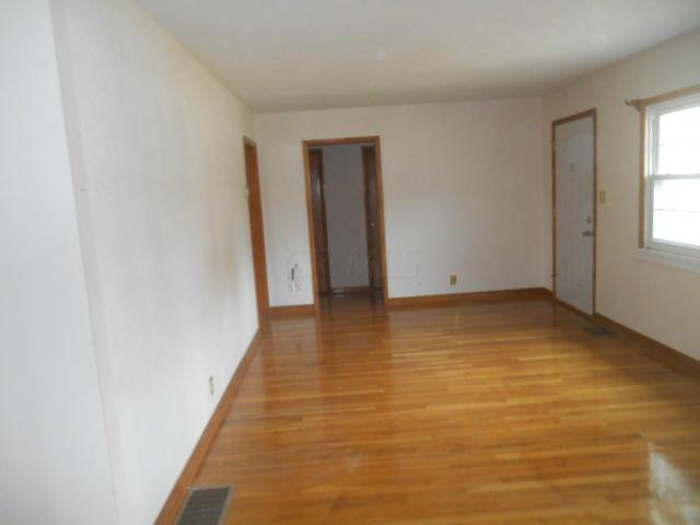 6045 Refugee Road Pickerington, OH 43147 - Photo 17 of 20