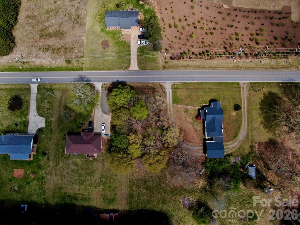 3048 Spencer Road Northeast Conover, NC 28613 - Photo 4 of 12