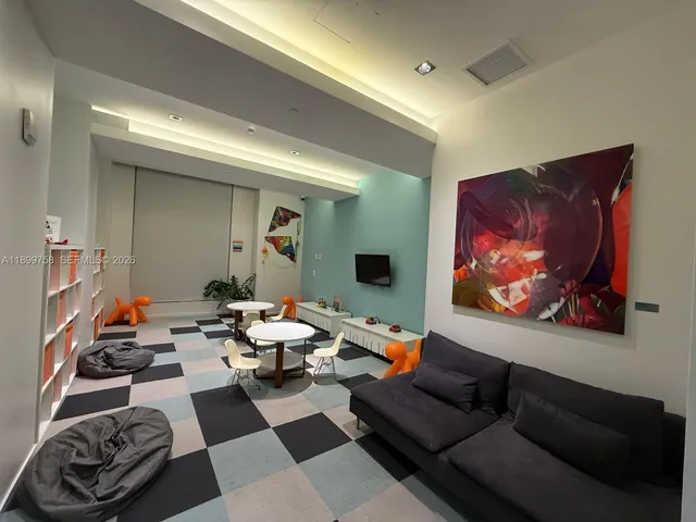 $3,800 | 1100 South Miami Avenue, Unit 2303, Miami, FL 33130