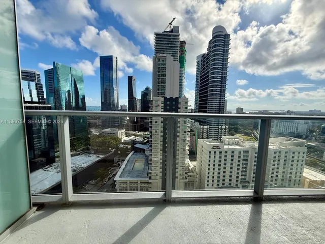 $3,800 | 1100 South Miami Avenue, Unit 2303, Miami, FL 33130