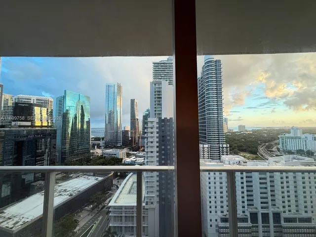 $3,800 | 1100 South Miami Avenue, Unit 2303, Miami, FL 33130