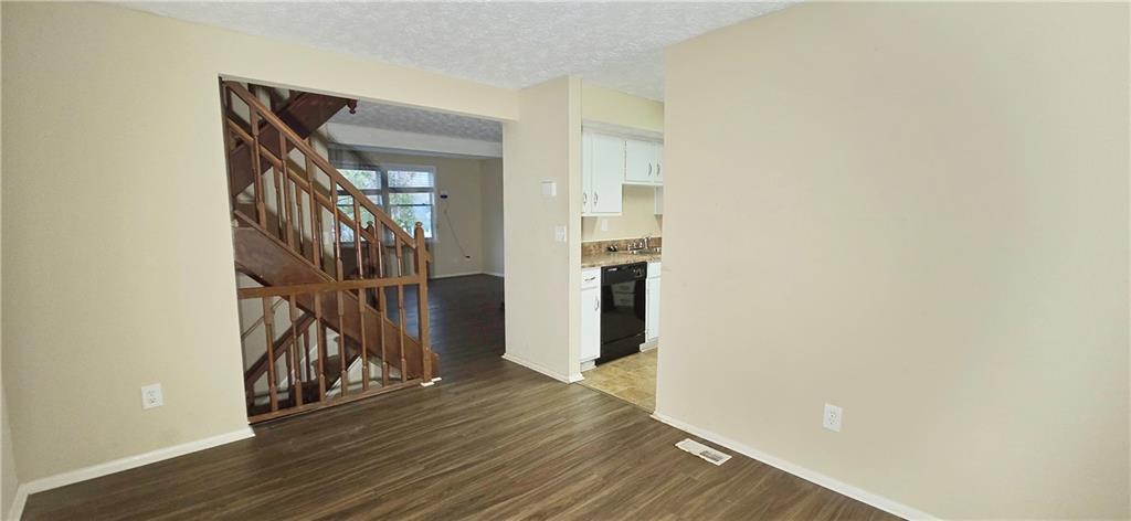 5595 Marbut Road Lithonia, GA 30058 - Photo 10 of 41