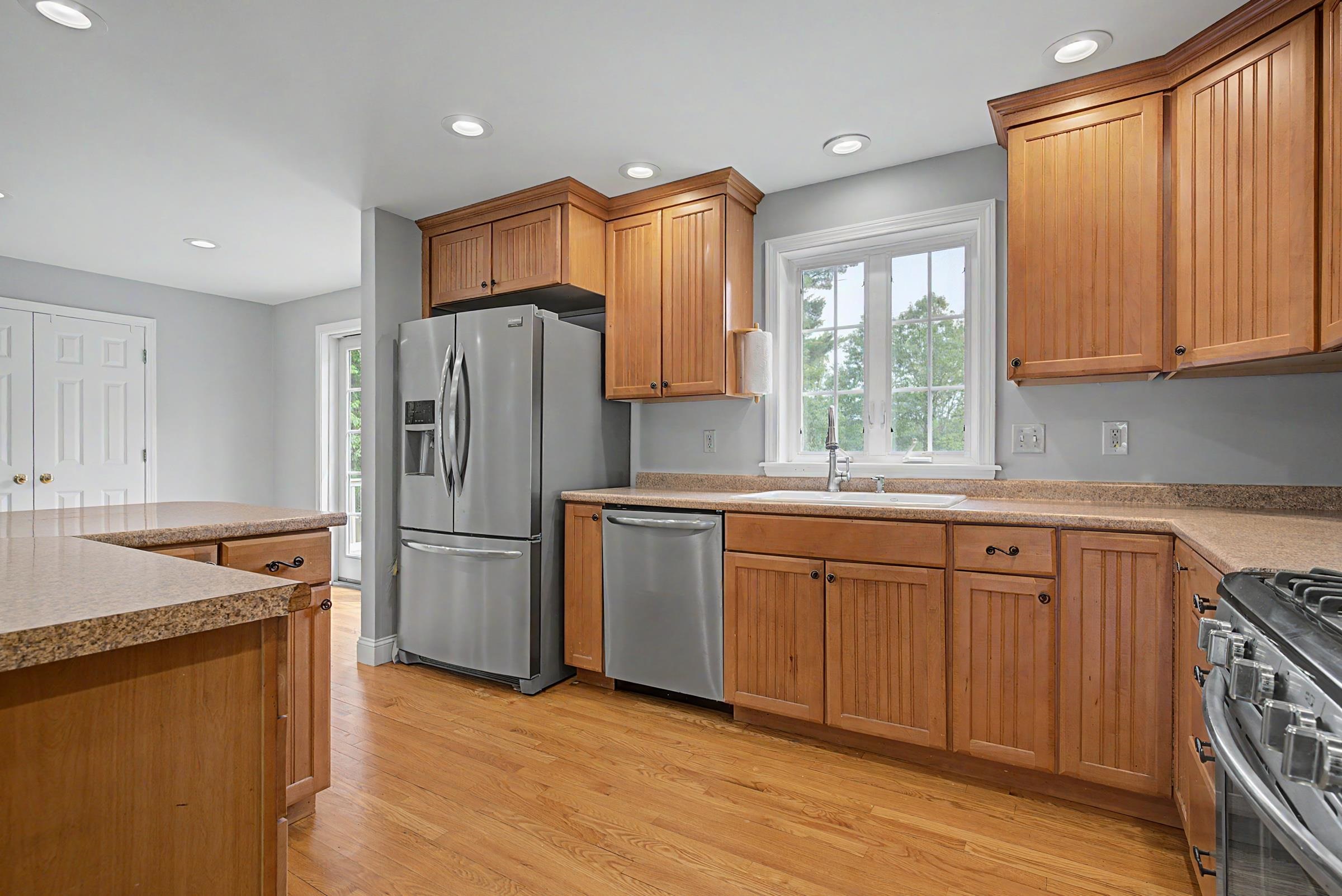 8 James Street Dover, NH 03820 - Photo 19 of 44