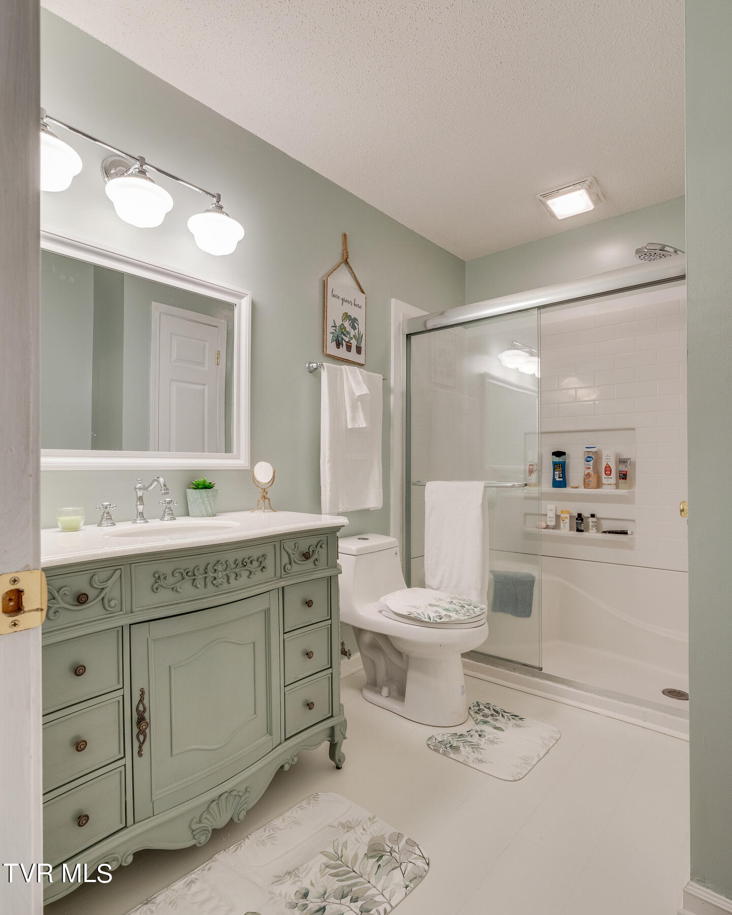 461 J A Hodge Road, Unit 7 Piney Flats, TN 37686 - Photo 15 of 27 015