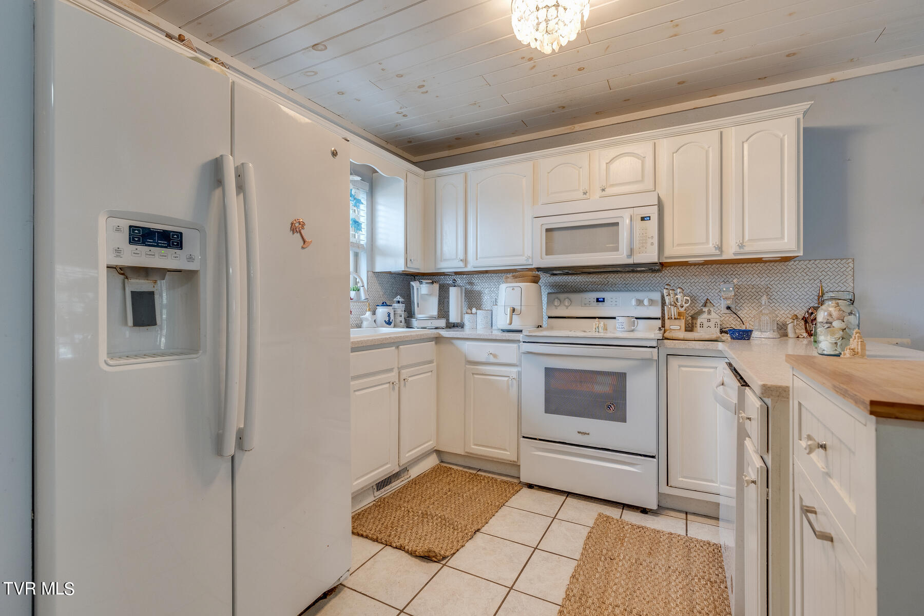 461 J A Hodge Road, Unit 7 Piney Flats, TN 37686 - Photo 8 of 27 008