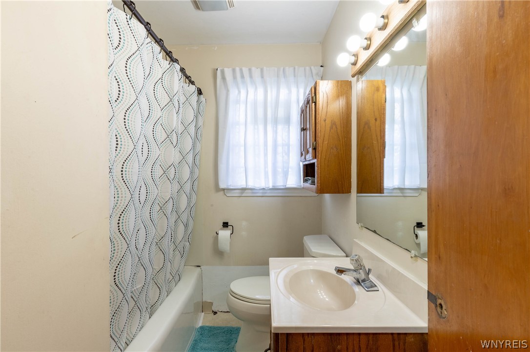 11020 Transit Road Amherst, NY 14051 - Photo 15 of 49