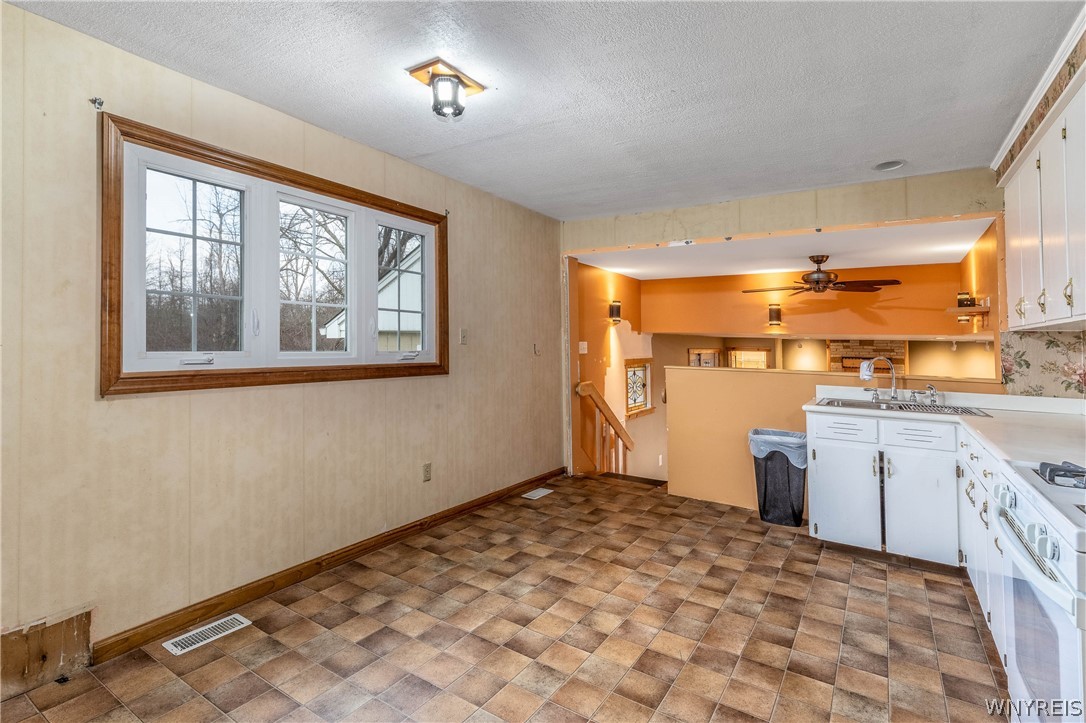 11020 Transit Road Amherst, NY 14051 - Photo 8 of 49