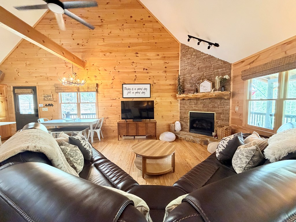 119 Summit Street Ellijay, GA 30540 - Photo 4 of 51