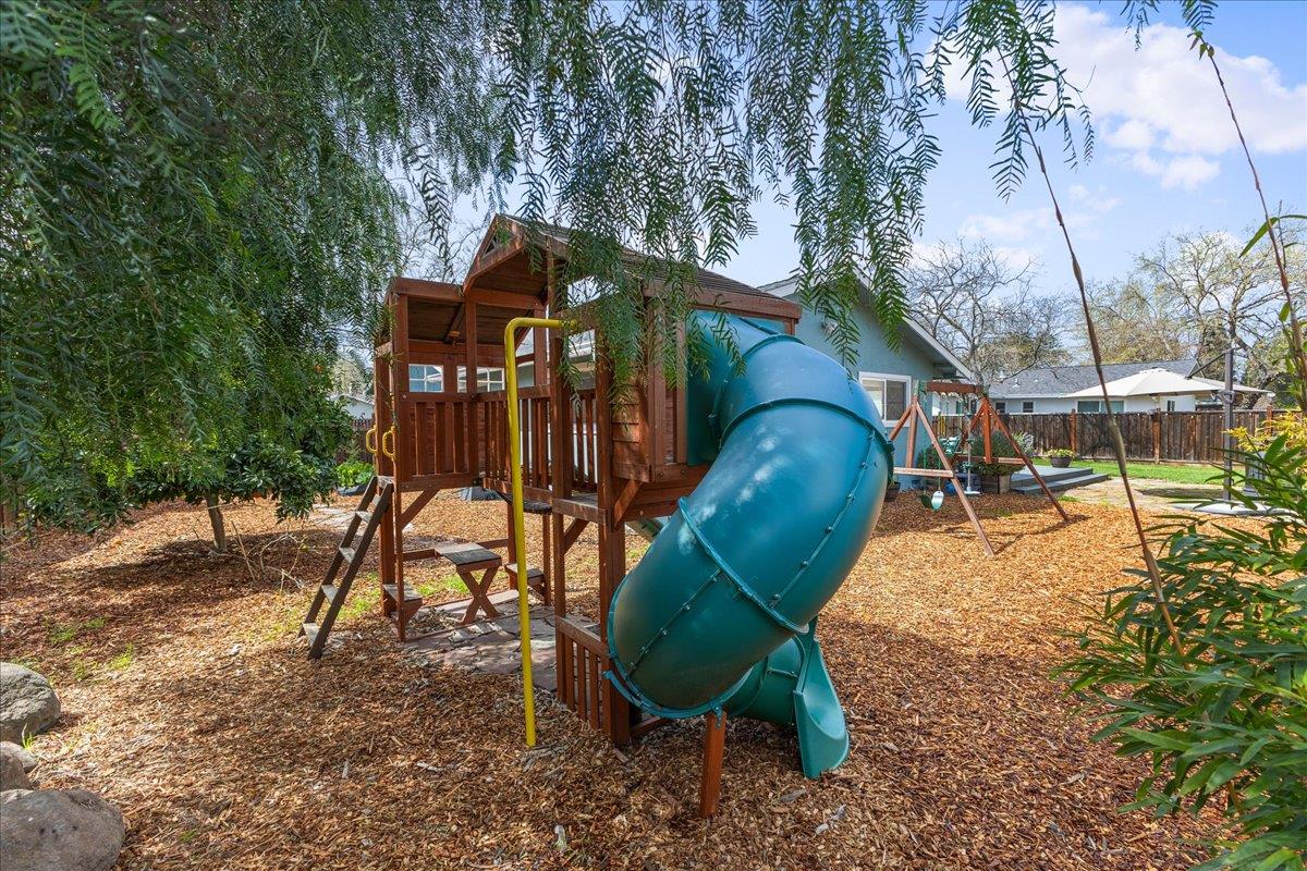 1858 Lambeth Lane Concord, CA 94518 - Photo 48 of 57 a view of a chairs and table in the backyard