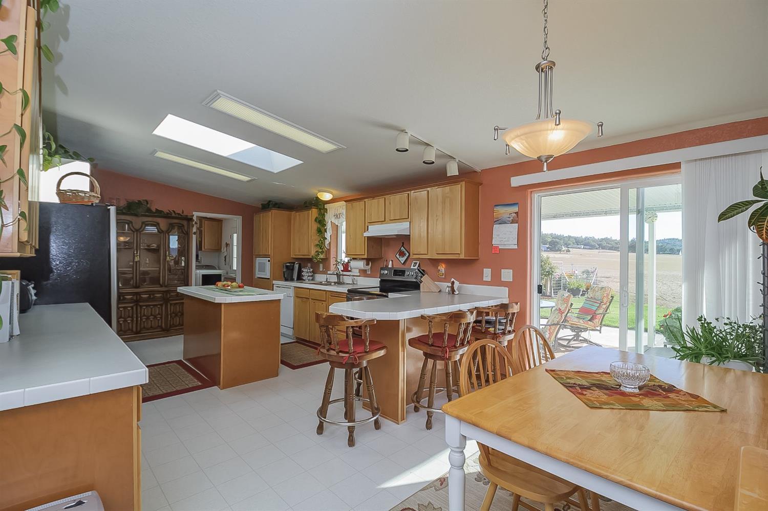 3350 Beagle Road White City, OR 97503 - Photo 14 of 25 Additional Photo