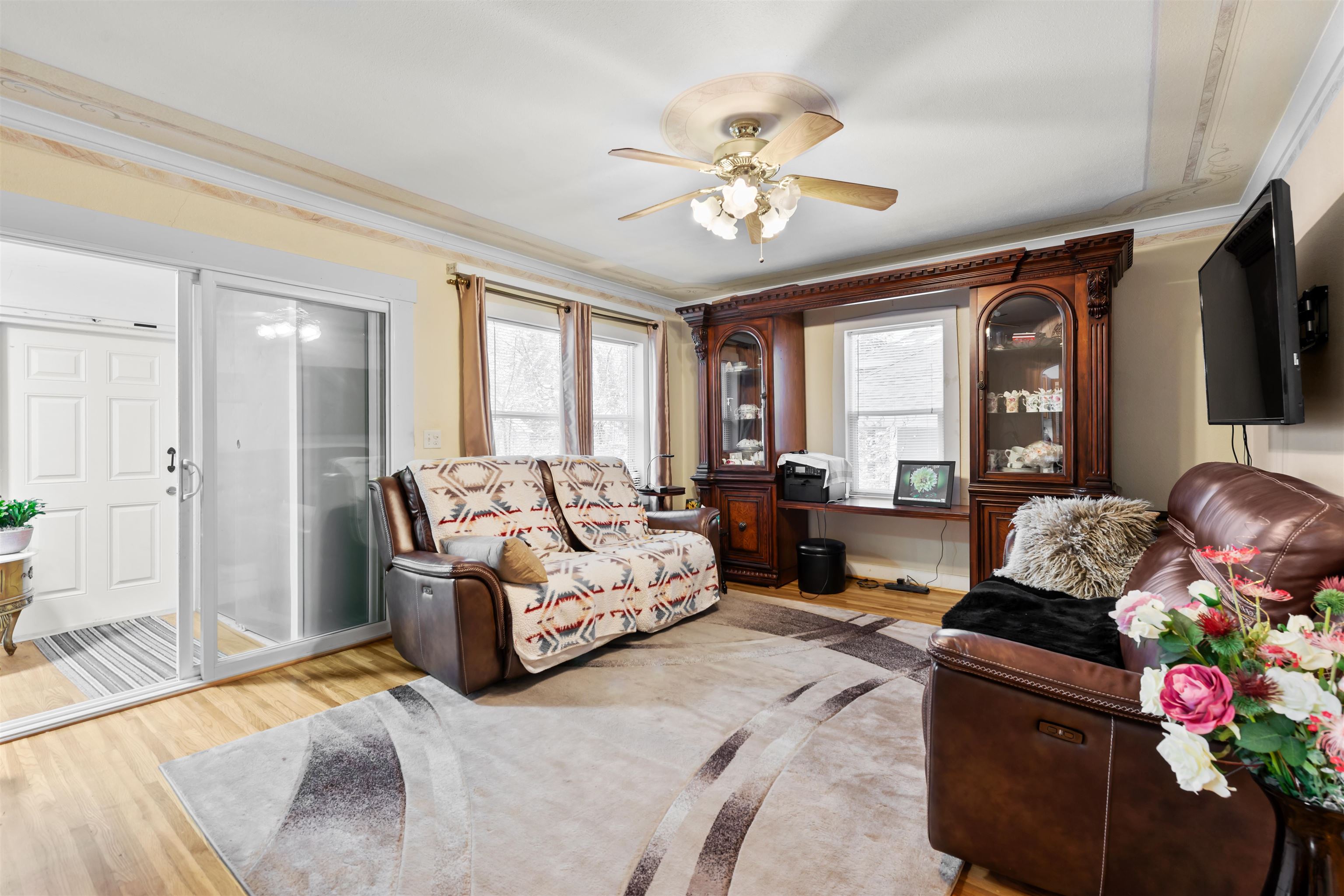 2227 East 4th Avenue Spokane, WA 99202 - Photo 8 of 20