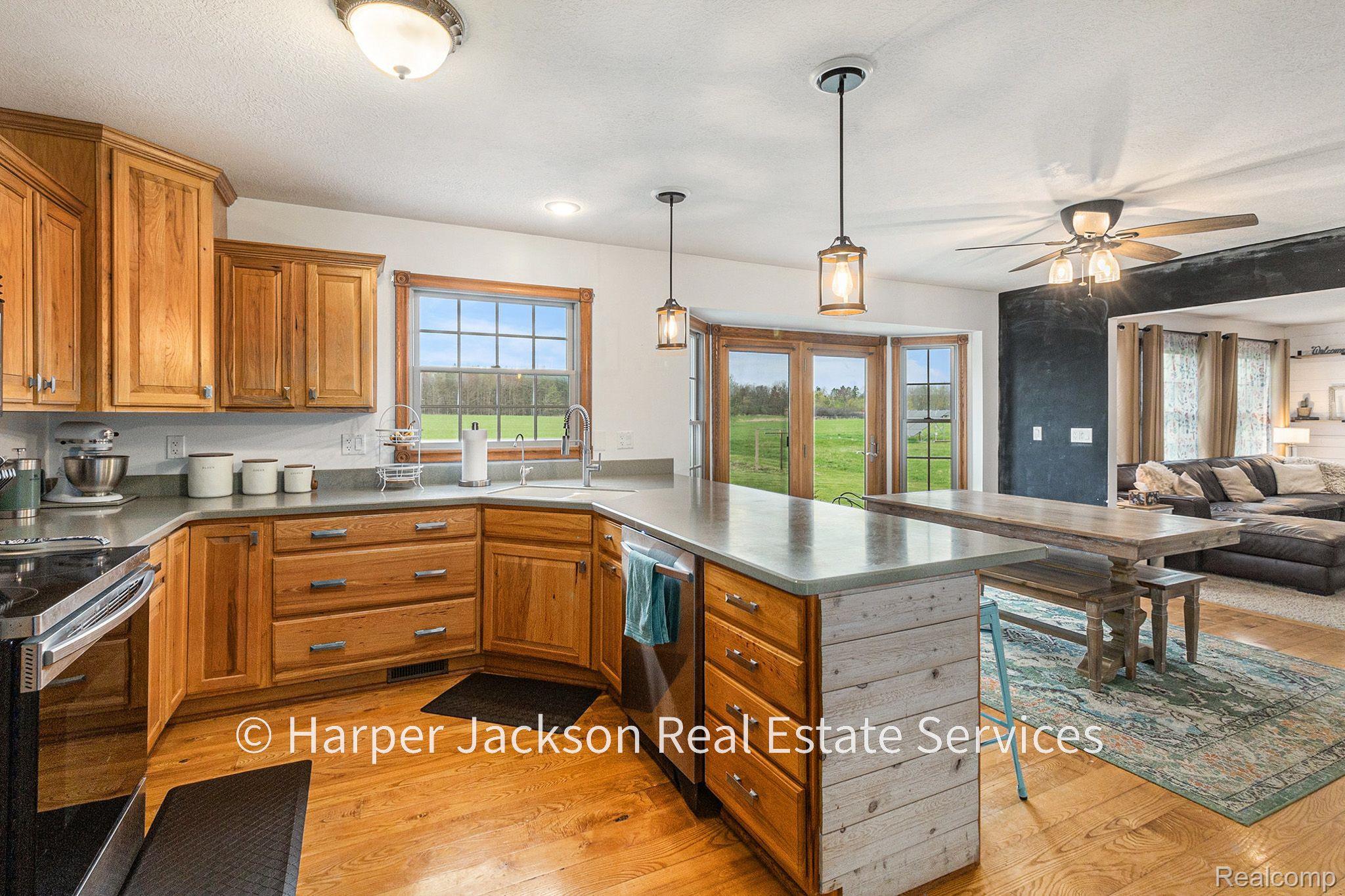 13124 South Duffield Road Byron, MI 48418 - Photo 15 of 45