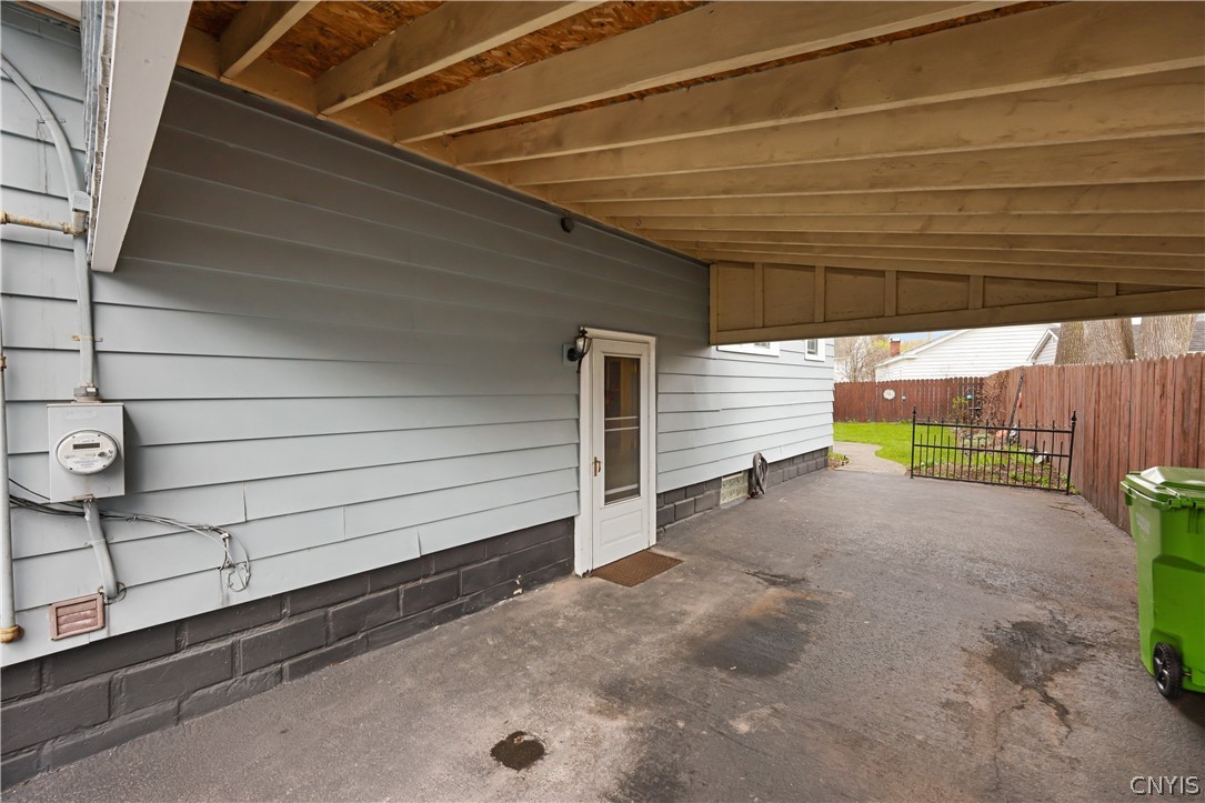 220 Roxford Road North Salina, NY 13208 - Photo 25 of 32