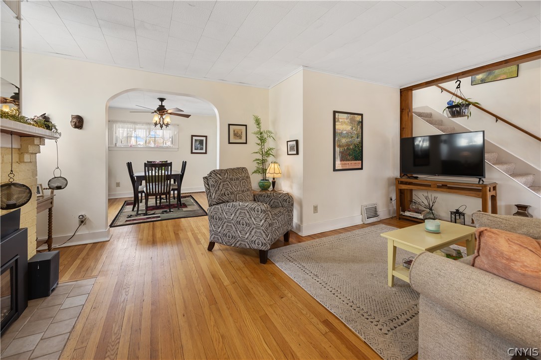 220 Roxford Road North Salina, NY 13208 - Photo 8 of 32