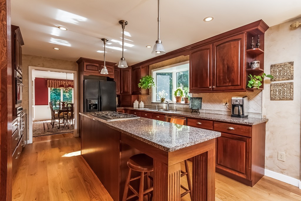 14 High Oaks Path Groton, MA 01450 - Photo 9 of 30 Gallery Image 9