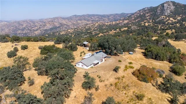 $580,000 | 48773 Dry Creek Drive, Badger, CA 93603