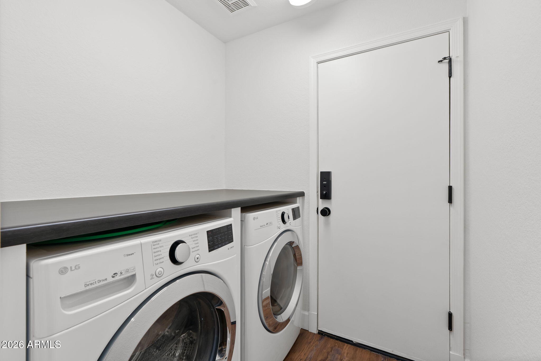 4602 East Swilling Road Phoenix, AZ 85050 - Photo 34 of 44 Laundry
