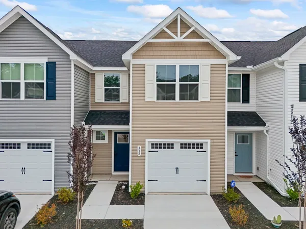 $2,350 | 338 Myrtle Meadows Drive, Conway, SC 29526