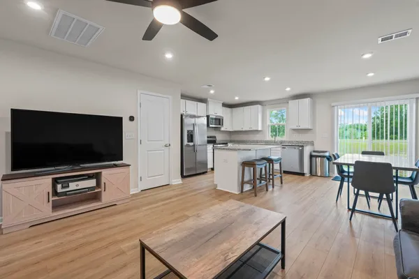 $2,350 | 338 Myrtle Meadows Drive, Conway, SC 29526