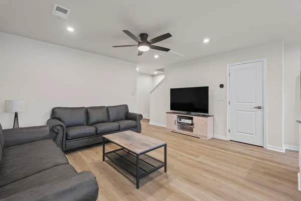 $2,350 | 338 Myrtle Meadows Drive, Conway, SC 29526