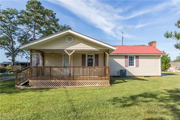 $180,000 | 8108 Highway 268, Dobson, NC 27017