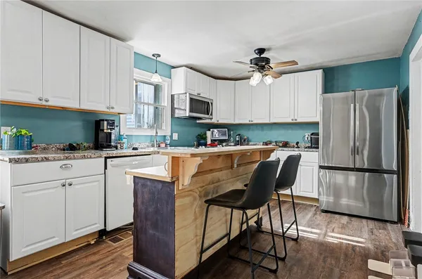 $349,900 | 142 South Main Street, Perinton, NY 14450