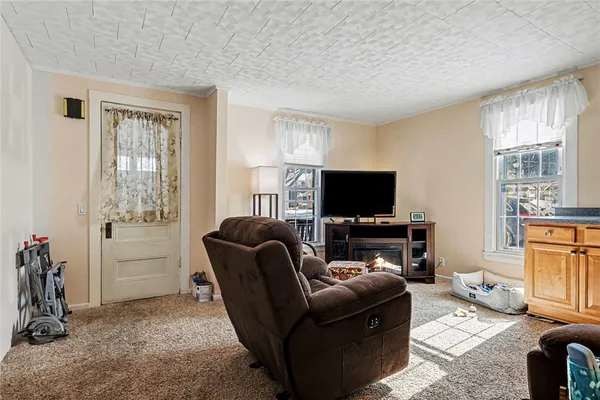 $349,900 | 142 South Main Street, Perinton, NY 14450