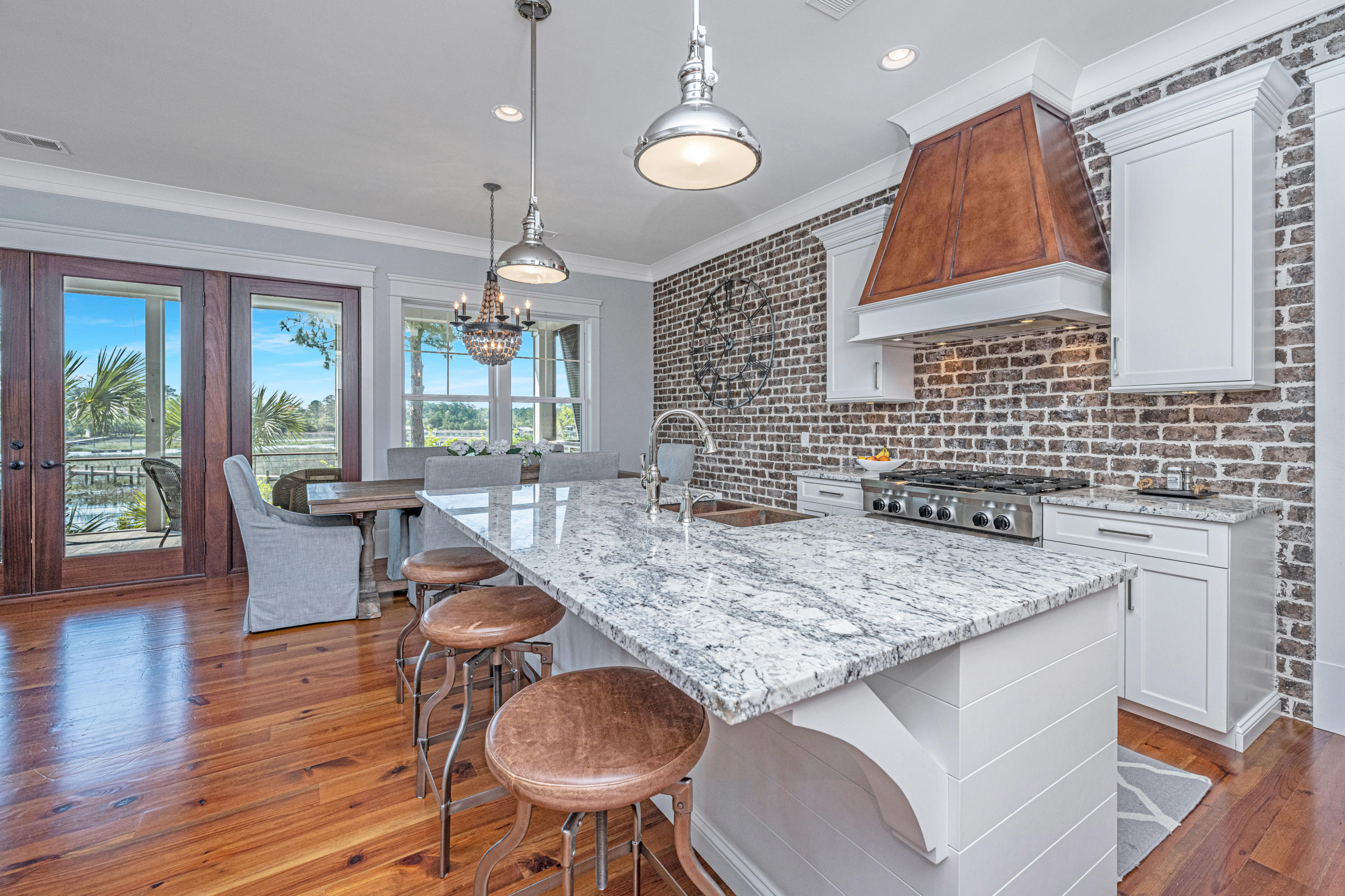 2849 Parkers Landing Road Mount Pleasant, SC 29466 - Photo 14 of 63 2849ParkersLandingRd16
