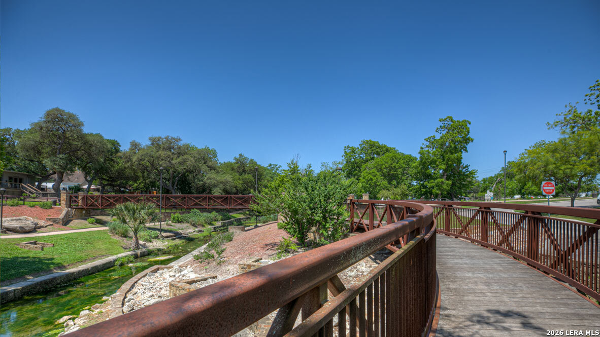 1013 Prince Albert Seguin, TX 78155 - Photo 14 of 21